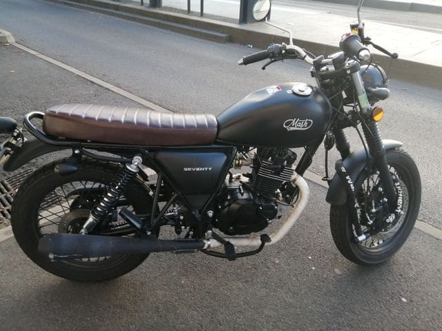 découvrez notre guide complet sur les motos accessibles avec un permis b. explorez les différents modèles, conseils d'achat et réglementations pour rouler en toute sécurité. un must pour tous les passionnés de deux-roues souhaitant élargir leurs horizons !