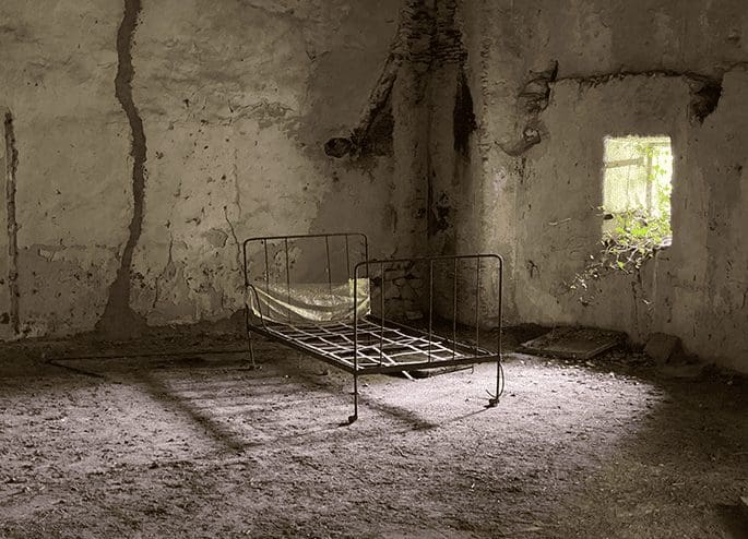 découvrez tout ce que vous devez savoir sur les vice cachés lors de l'achat immobilier. protégez votre investissement en apprenant à détecter ces pièges potentiels avant de finaliser votre transaction.