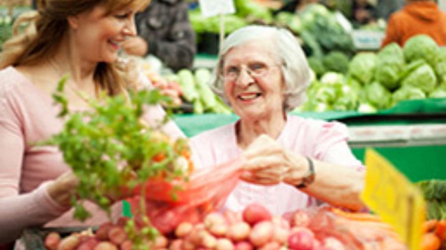 découvrez comment le remariage peut impacter les frais de retraite concernant vos beaux-parents. explications sur la législation, les droits et les démarches à connaître en france.