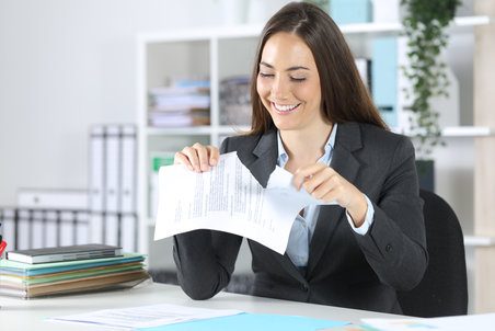 simplifiez la résiliation de vos abonnements en seulement 3 clics grâce à notre service rapide et efficace.
