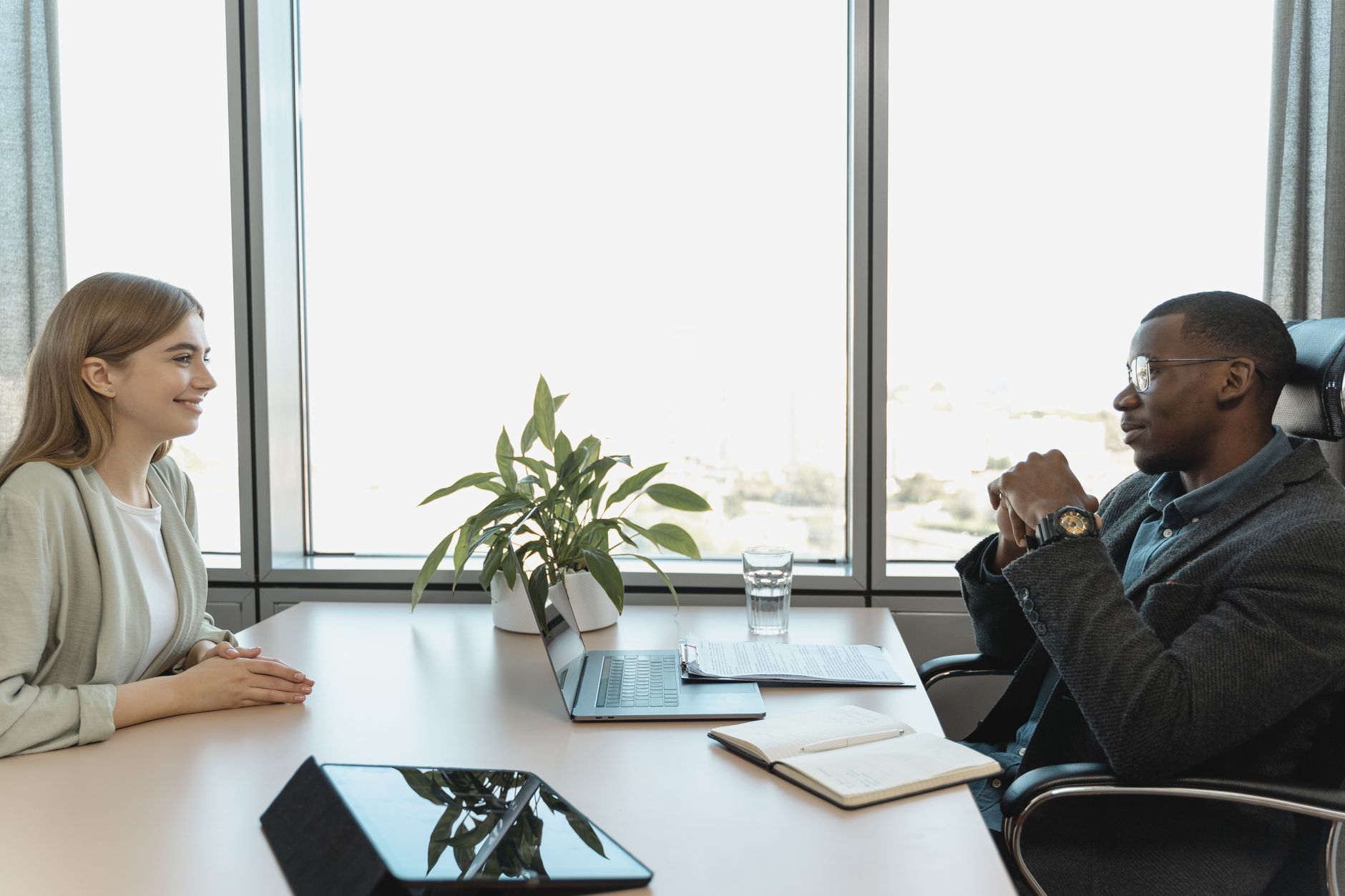Défauts et qualités pour un entretien : quoi répondre