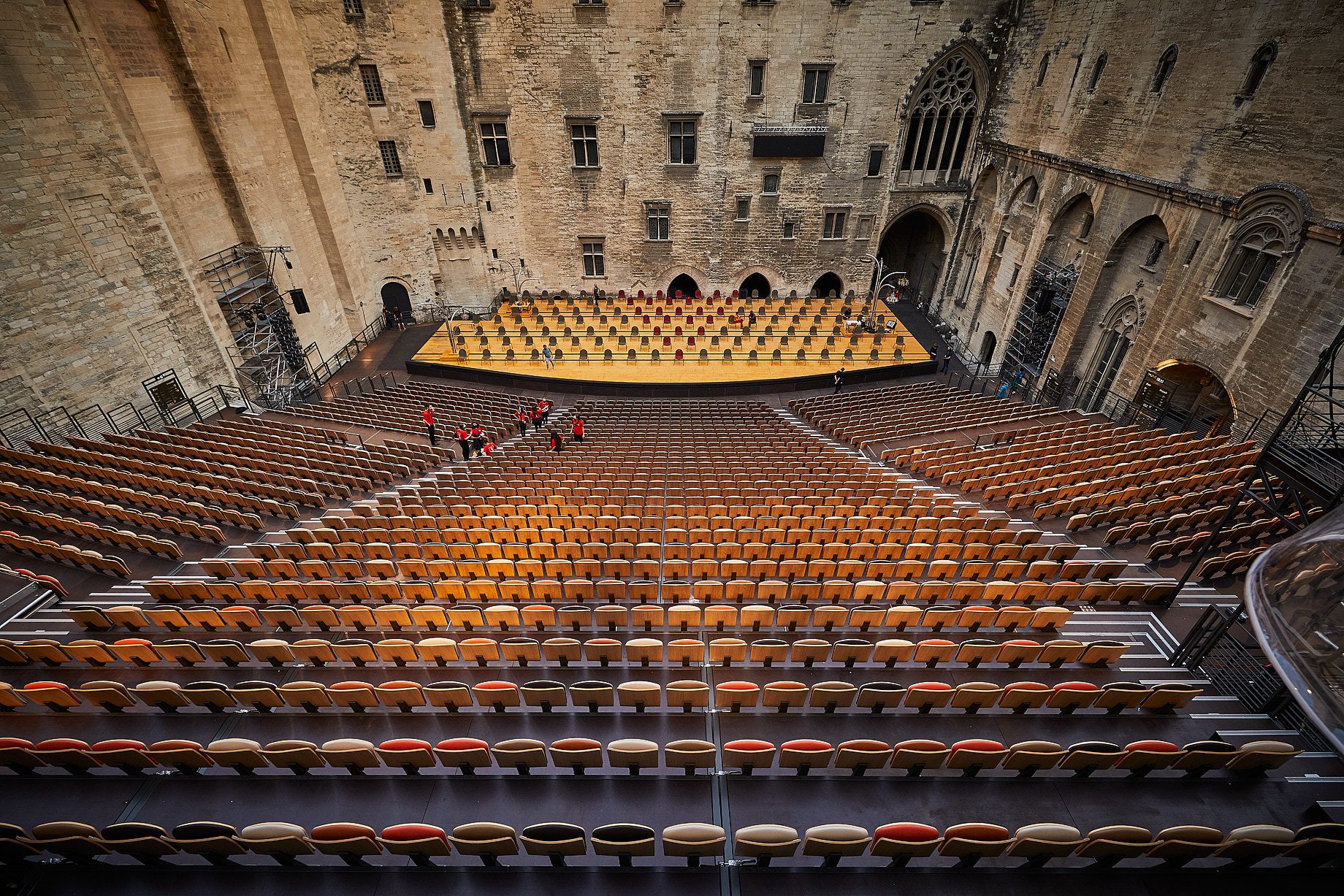 Spectacle Avignon : où trouver une place, en festival comme en saison