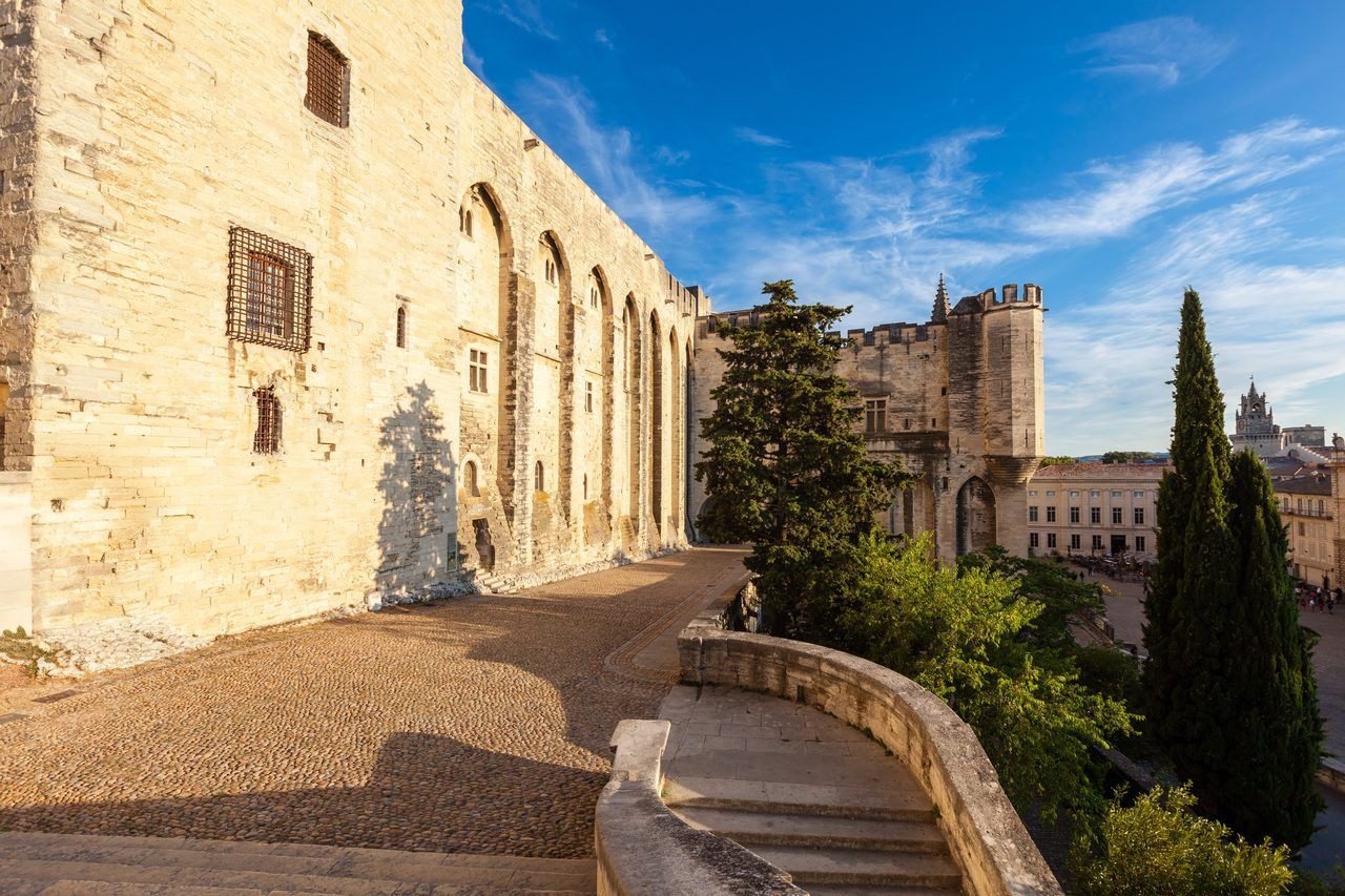 Avignon Off programme : lire, trier et anticiper le catalogue du festival
